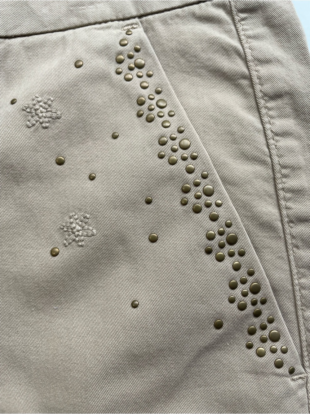 Rosner NWT Beige Decor Chino 1701 Studded Elastic Pants Wonen’s Sz 10 / 30